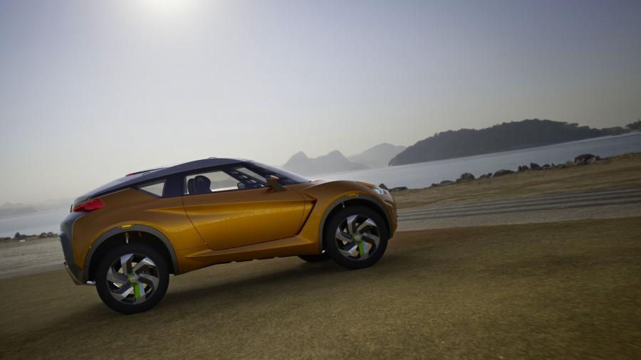 Nissan Extrem Concept 2012 года  (фото 9 из 13)